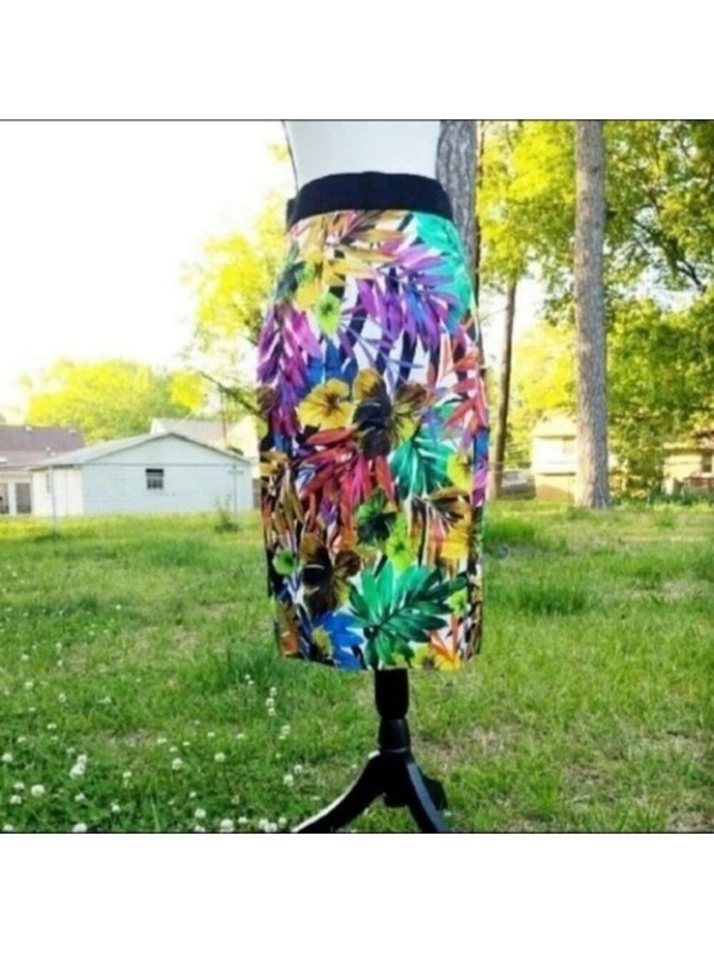 Milly Vibrant Tropical Floral Pencil Skirt 8